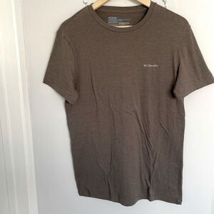 Columbia men’s size M t shirt